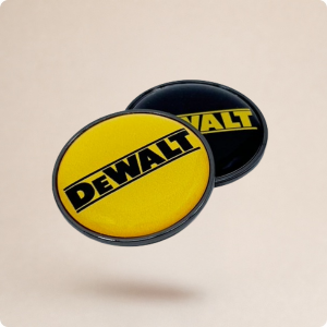 Branded golf ball markers corporate golf day gifts and promotional golf merchandise from Style Brands UK